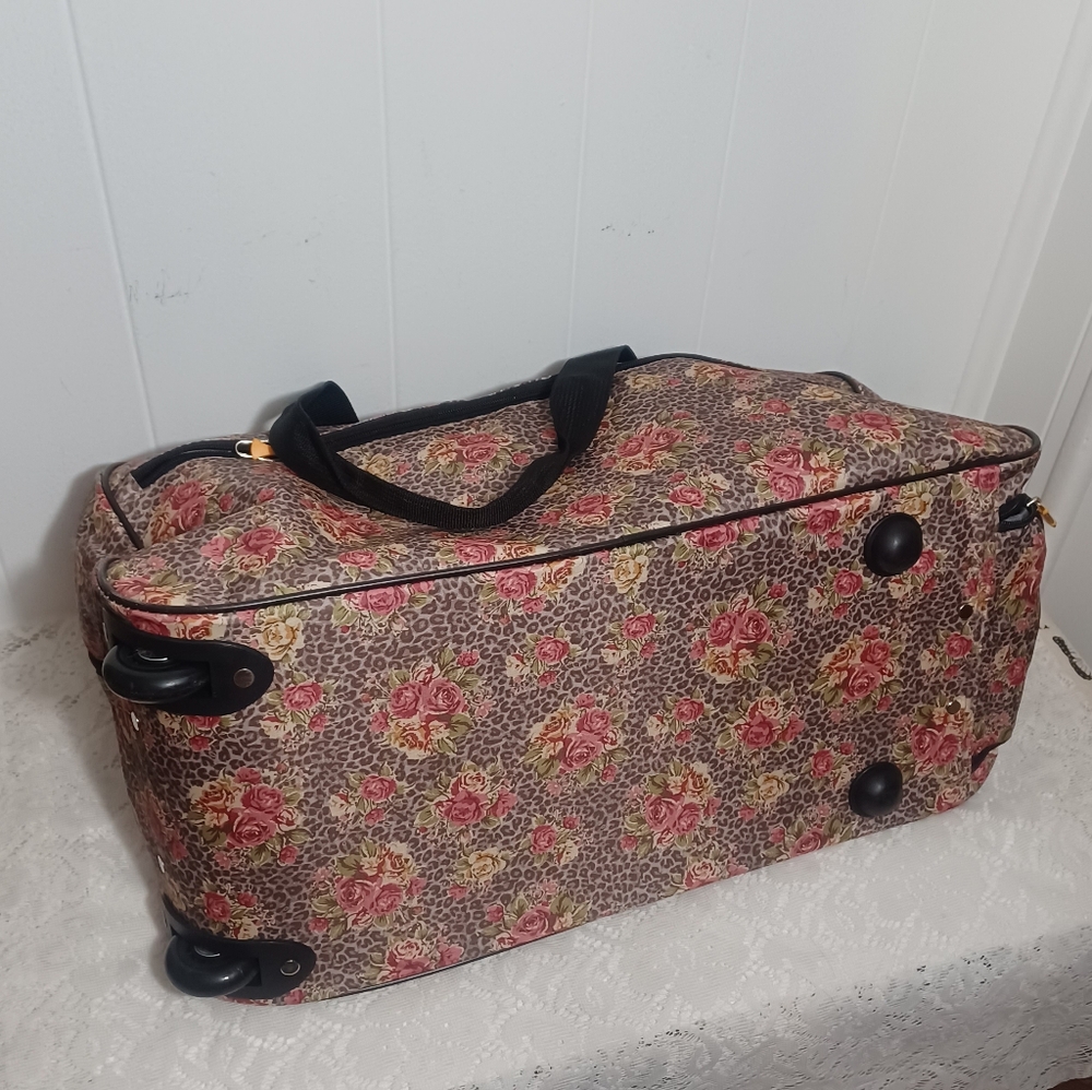 Rolling Duffle Bag - Picture 14 of 15